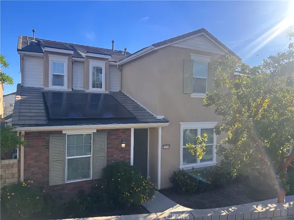 24268 Verdugo Cir, Valencia, CA 91354
