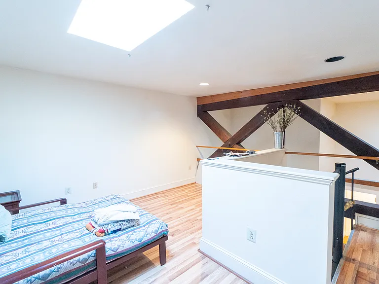 3613 Lancaster Ave — Photo 15