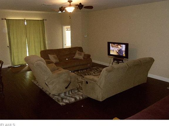 4th image of 2549 NW 18th Pl