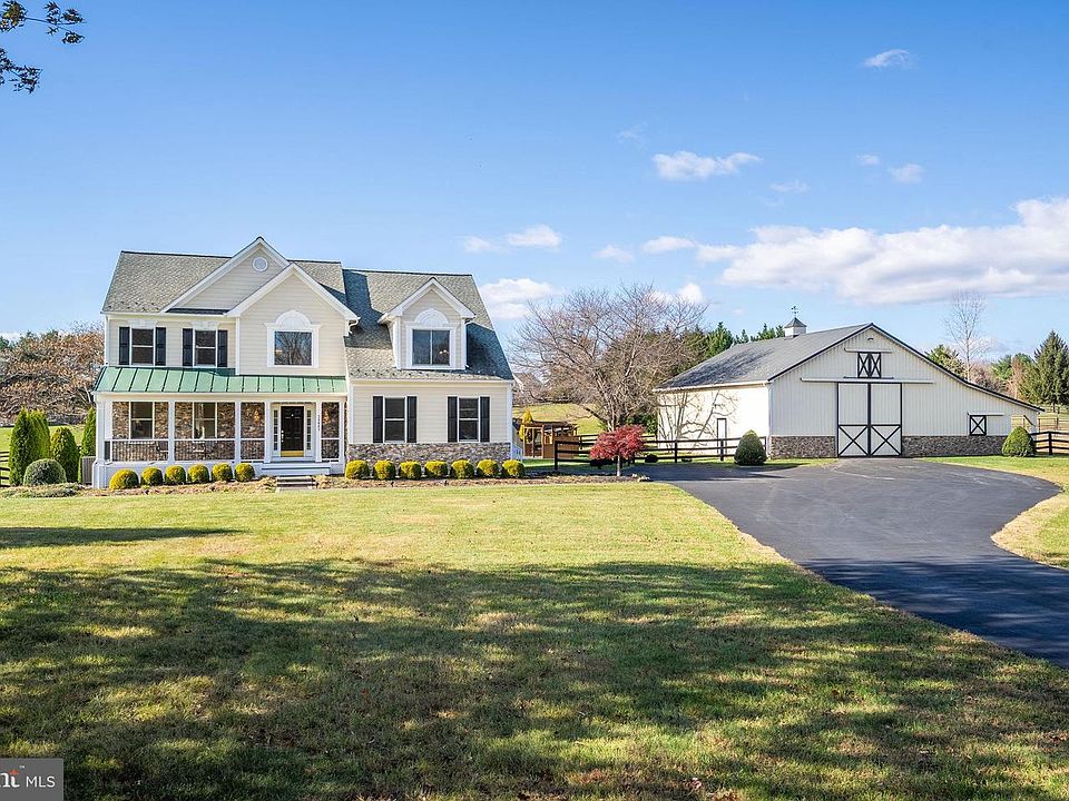 1st image of 38607 Millstone Dr