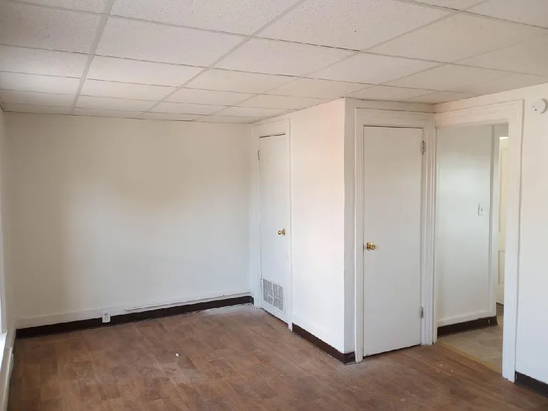 205 Baldwin St — Photo 9