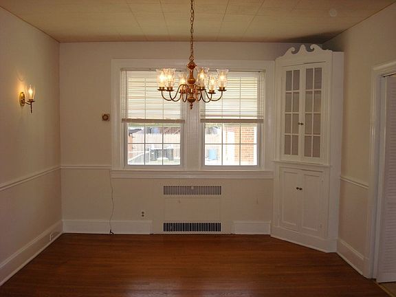 Dining room with Built-in corner cabinet!