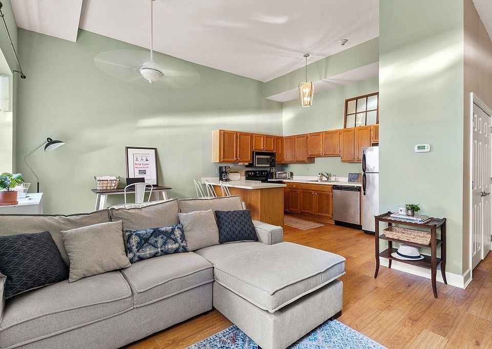 1st image of 54 Forest St APT 114