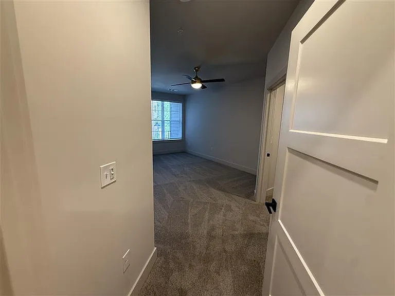 District on the Etowah Apartments — Photo 641