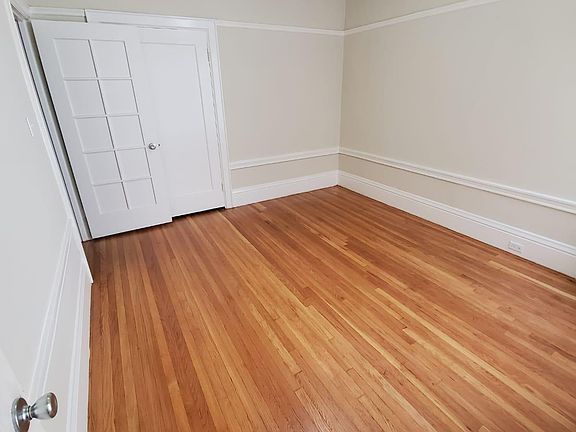 5th image of 2825 Van Ness Ave