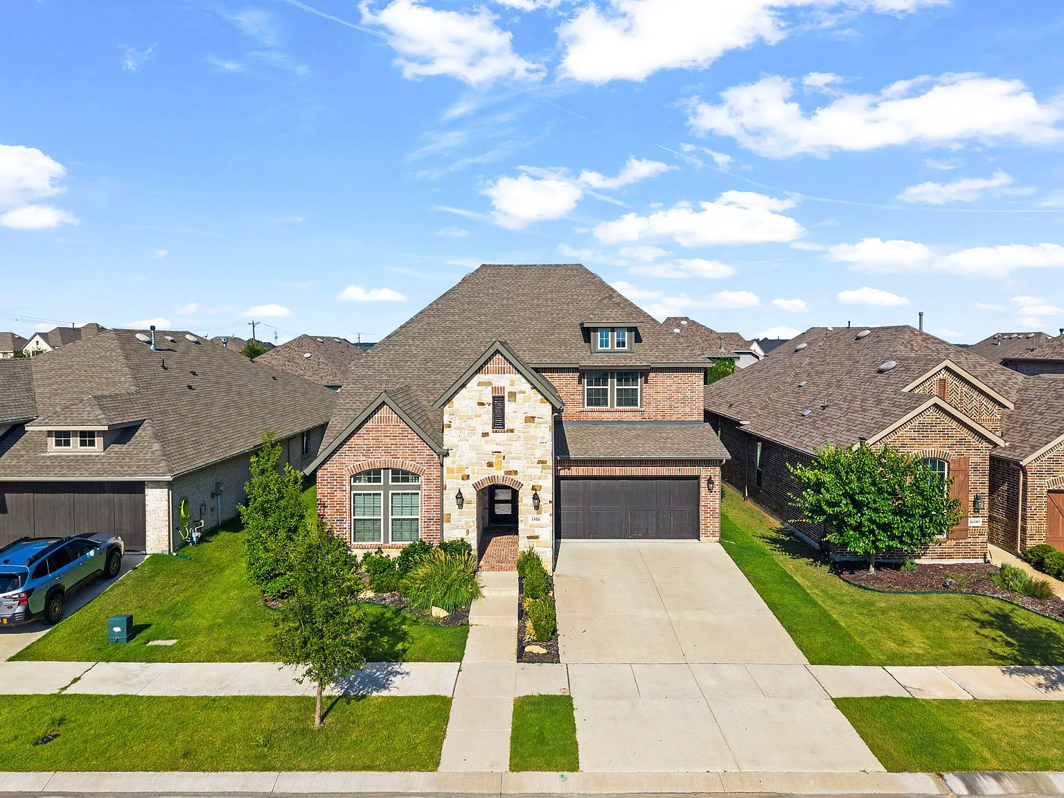 1604 Moss Trail Ct — Photo 2