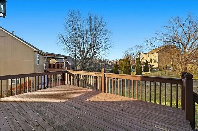 1175 SW Santa Fe Dr — Photo 11