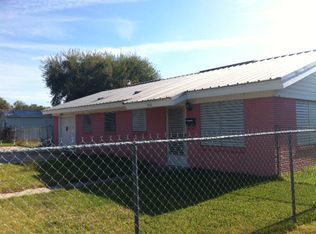 1906 Oren St, Port Lavaca, TX 77979