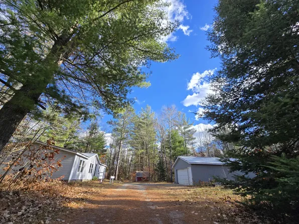 156 N Dip Dr, Mio, MI 48647
