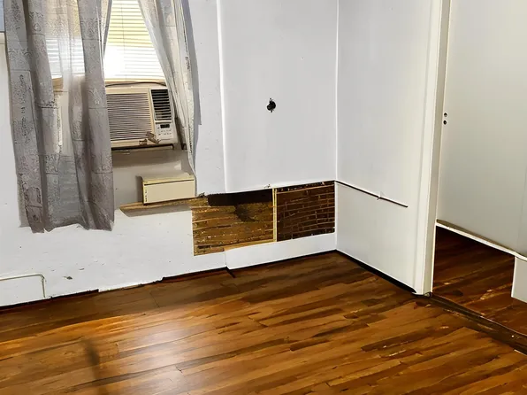 372-74 Summit Avenue image 29 of 46