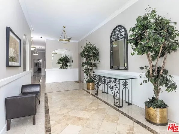 511 San Vicente Blvd Unit 107, Santa Monica, CA 90402