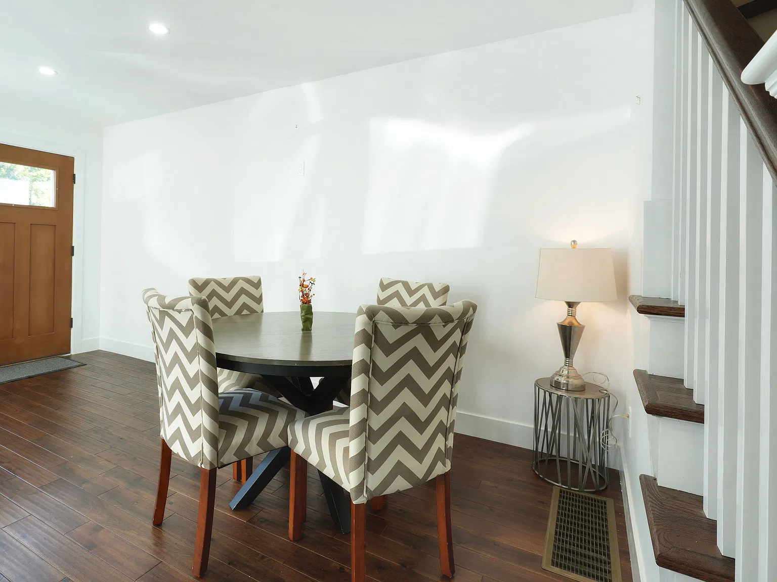 3 bed, 2126 sqft, $5,500 — Photo 4