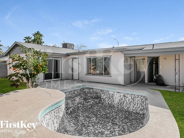2030 E Aspen Ave — Photo 16