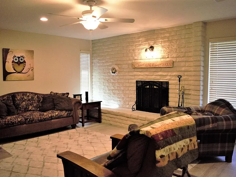 4532 W Corrine Dr — Photo 39