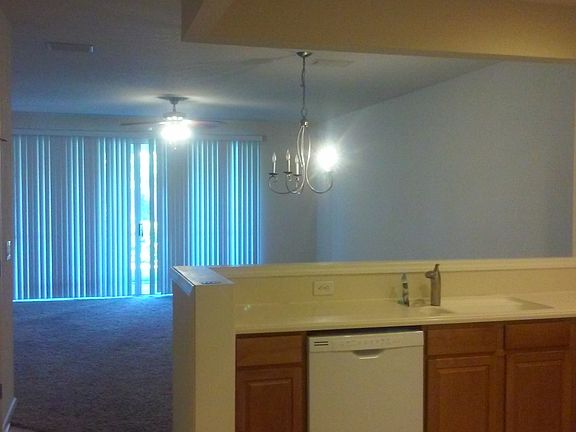 3rd image of 4173 Crownwood Dr