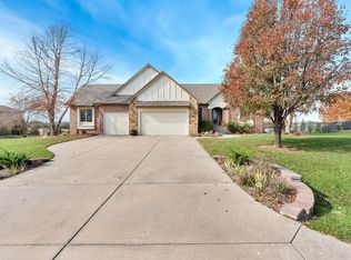 3045 Willow Crk, Rose Hill, KS 67133