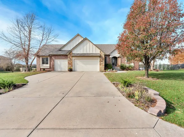 3045 Willow Crk, Rose Hill, KS 67133
