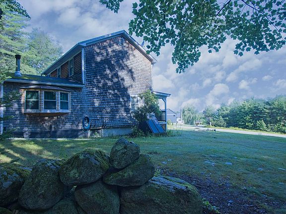 3rd image of 428 Gore Road