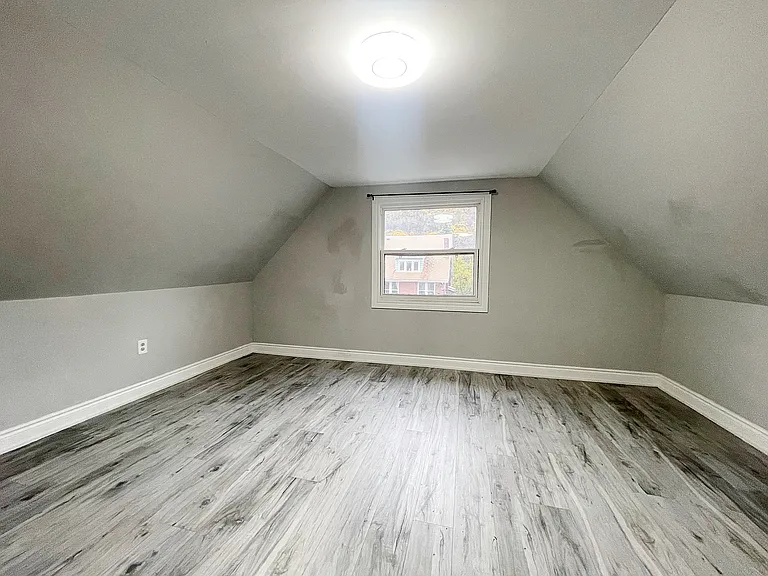 7 Rutherford Ave #2 — Photo 13