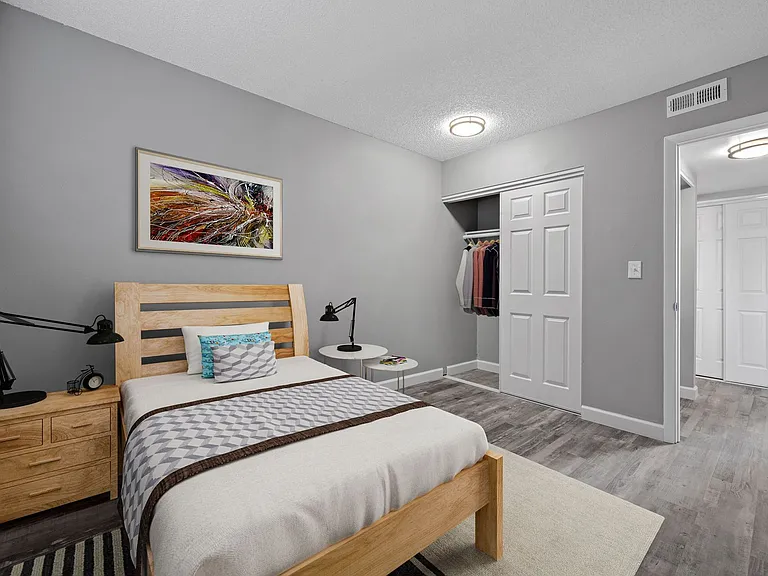Peak 72 Apartments — Photo 13