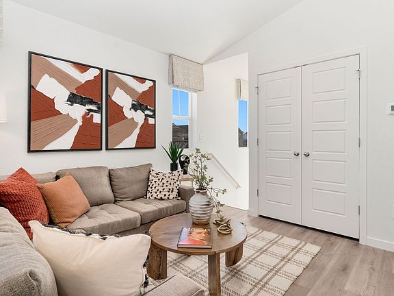 810-Redcliff Living Room View 3