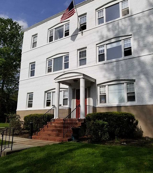 1st image of 68 Magnolia Ave