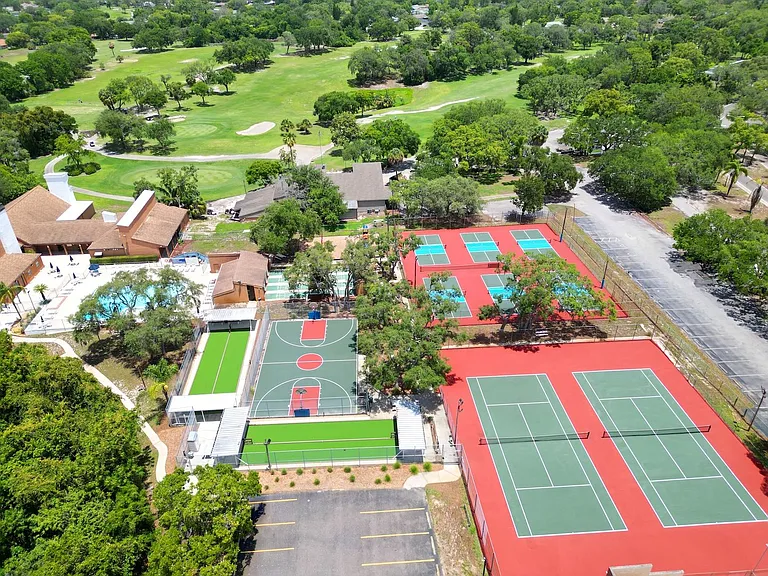 13009 Club Dr — Photo 36