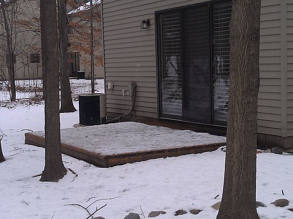 Nice Deck to Wooded Backyard
