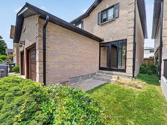 4th image of 531 Wallenberg Cres