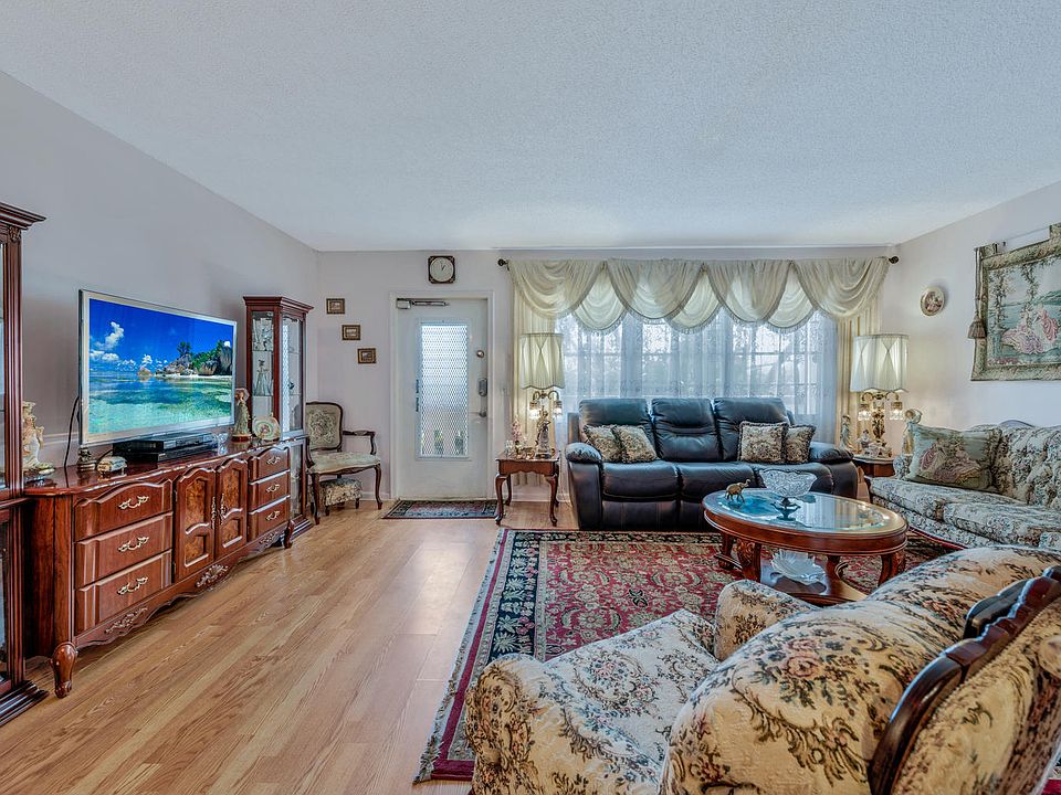 1st image of 338 Southampton B