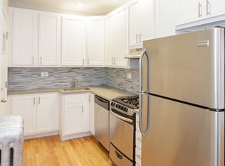 522 W Cornelia Ave #1, Chicago, IL 60657