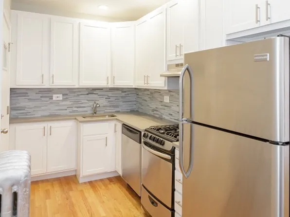 522 W Cornelia Ave #1, Chicago, IL 60657