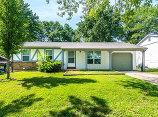 991 Tree Trails Ln, Fenton, MO 63026