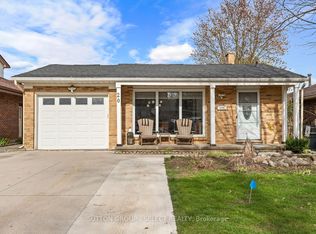 20 Lochern Rd, London, ON N5Z4L6