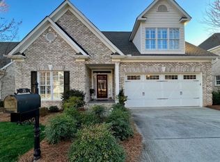 25 Willett Way, Greensboro, NC 27408