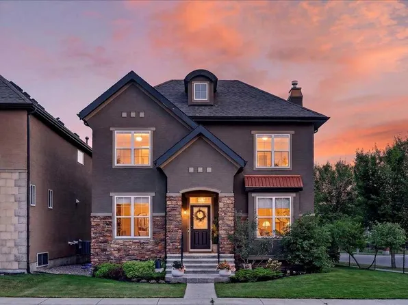 4 N Quarry Lndg SE, Calgary, AB T2C 5E4