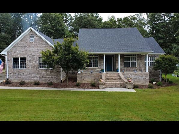 165 Creekside Ln SE