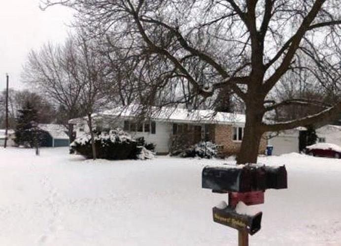 2nd image of 152162 Iris Ln