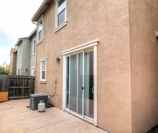 5th image of 2485 Huckleberry Cir
