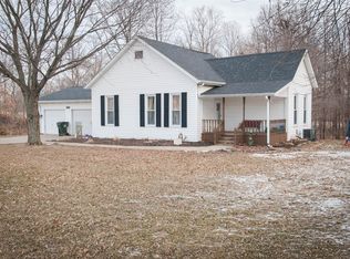 8002 E Bobe Rd, Bruceville, IN 47516