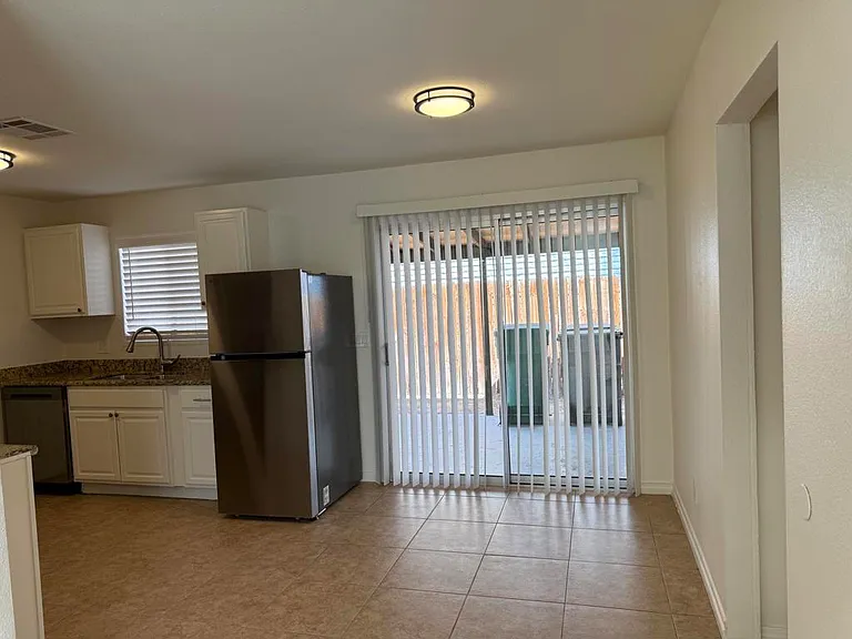 52395 Avenida Carranza — Photo 6