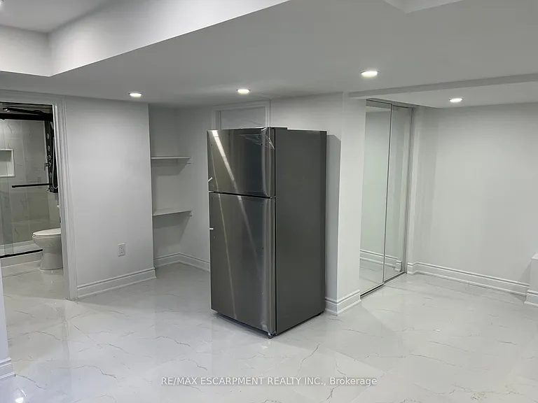 40 Pagebrook Cres #BASEMENT — Photo 13