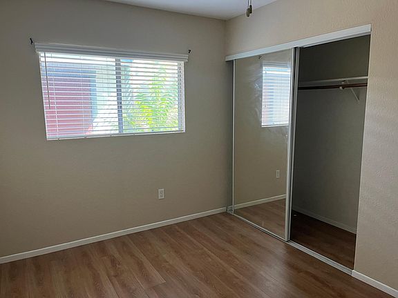 5th image of 1356 Jasper Ave #G
