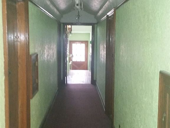 1st floor hallway