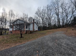 10833 Dyke Rd, Stanardsville, VA 22973