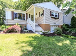 376 Griffin Ave, Bridgeport, CT 06606