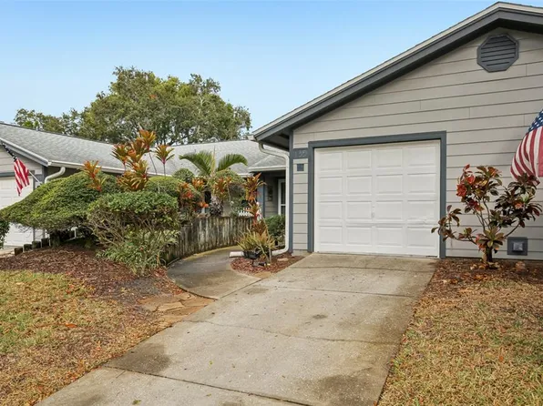 39650 Us Highway 19 N APT 135, Tarpon Springs, FL 34689