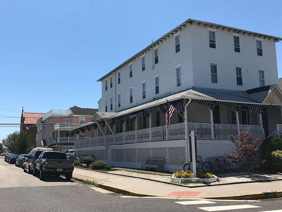2nd image of 500-02 13th St
