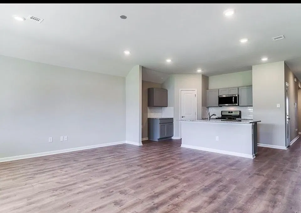 4731 Firefly Ct