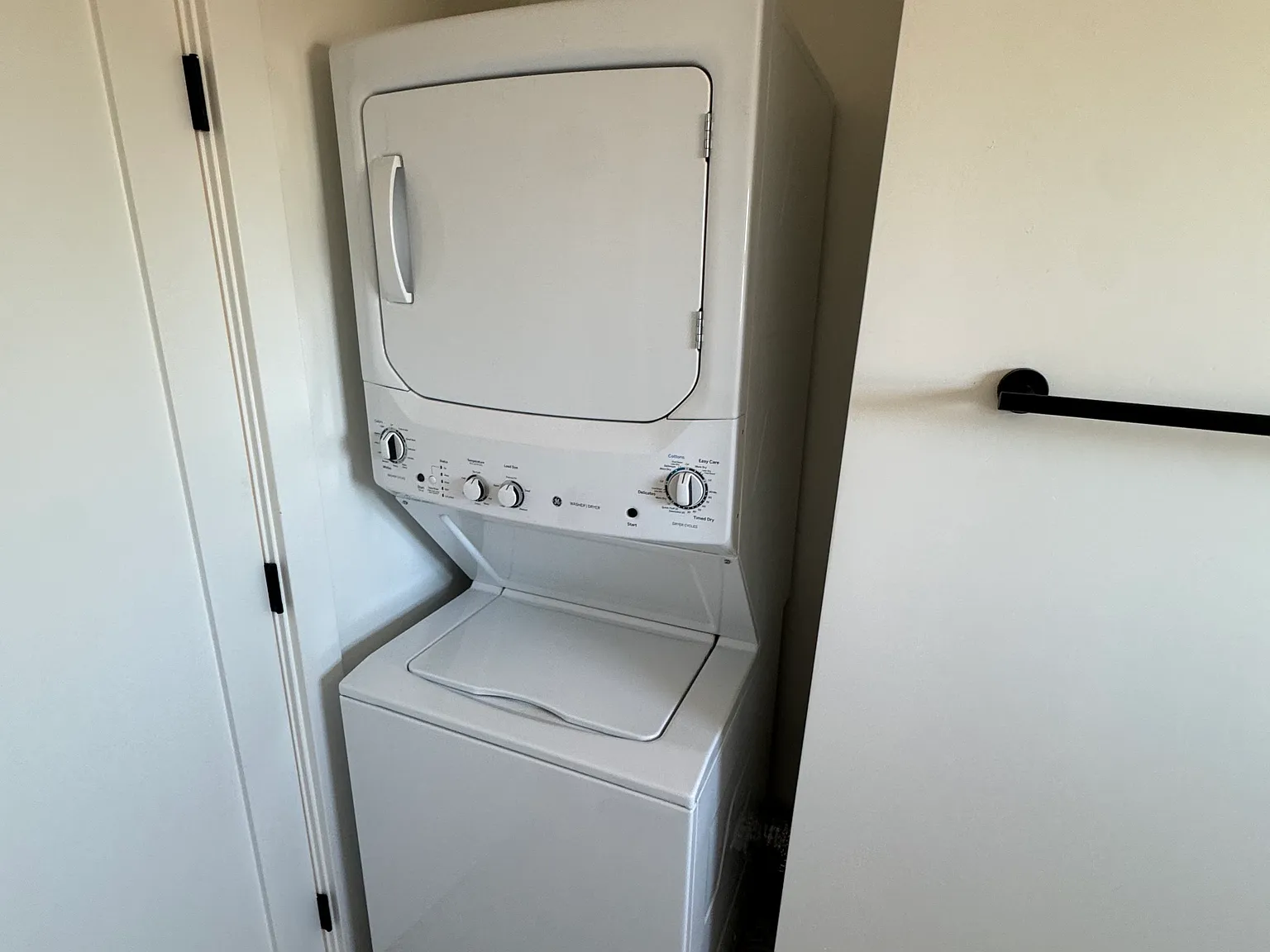 2 bed, $4,200 — Photo 4